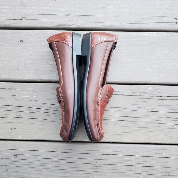 SAS Penny J Slip On Siena Preppy Acadamia Twee Grannycore Granny Punk Loafer - Picture 4 of 9